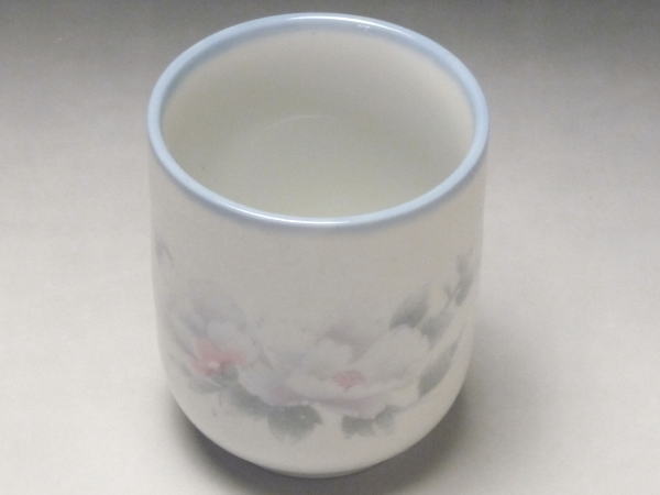 【B級品】淡彩紫花　長湯呑み　[普段使いの食器]