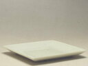 【C級品】白磁正角小皿(鉄粉(茶色っぽい点)が目立ちます。)(φ96)