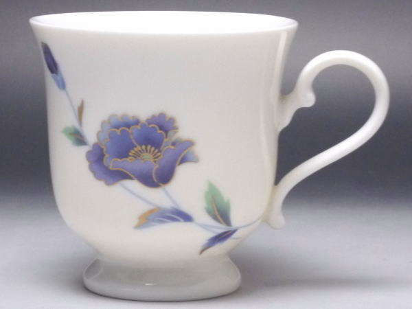 【B級品】ポピー（大／小）　クリーム高台玉留めつまみマグカップ　[普段使いの食器]