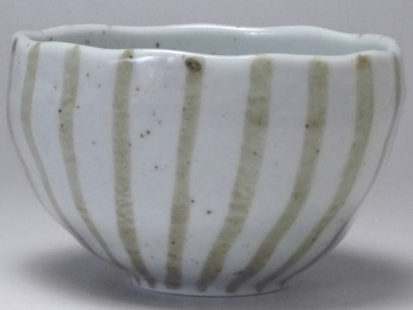 Mino Ware - 【B級品】錆十草　ゆらぎ3．4寸小鉢(φ102)　[普段使いの食器]