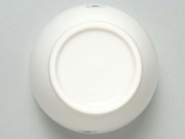 【B級品】両面蝶 クリーム湯呑み(小) [普段...の紹介画像3