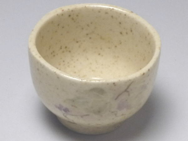 【B級品】ぶどう 淡黄ぐい呑み [普段使いの食器]の紹介画像2