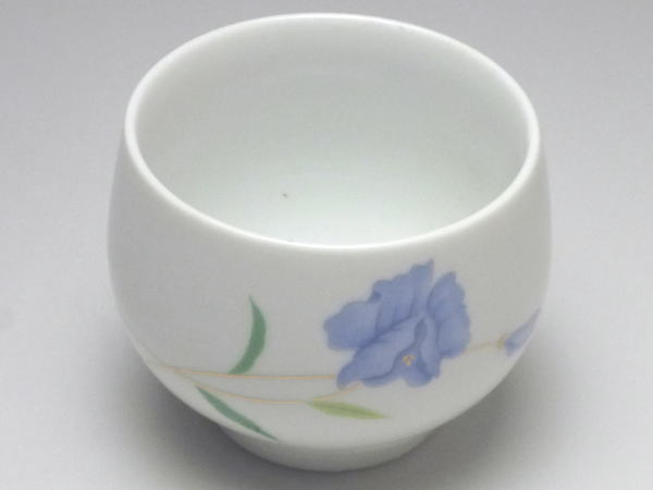 【B級品】金枝青花 玉湯呑み [普段使いの食器]の紹介画像2