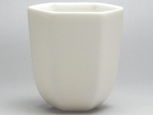 Mino Ware - 【B級品】クリーム六角深小鉢(φ56～61)　[普段使いの食器]