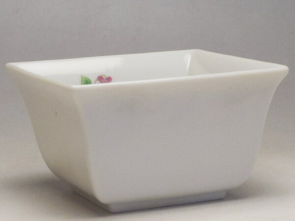 【B級品】小花ちらし　正角反口小鉢（大）(商品毎に、絵柄のパターンが異なります。)　[普段使いの食器]