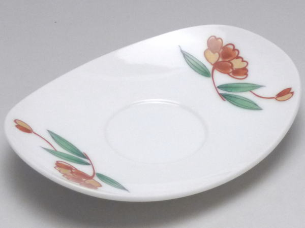 【B級品】赤絵花　白磁小判型茶托　[普段使いの食器]