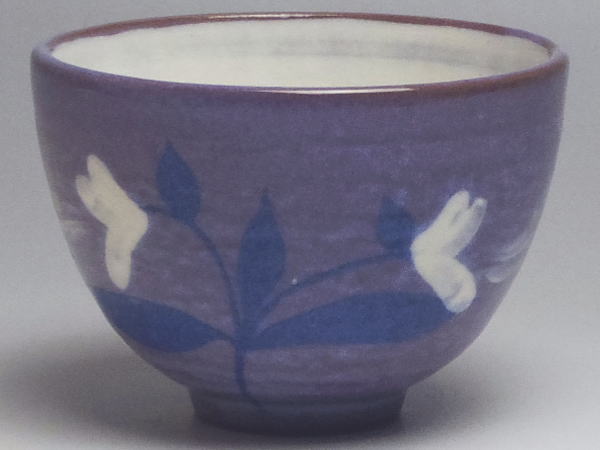 【B級品】二輪白花　青紫内粉引千茶（湯呑み）（商品によって、色の濃淡差が目立ちます。）　[普段使い..