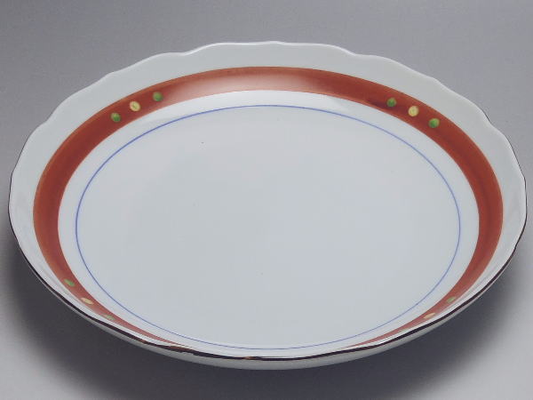 【B級品】朱駒筋点印　花型皿(φ223)　[普段使いの食器]