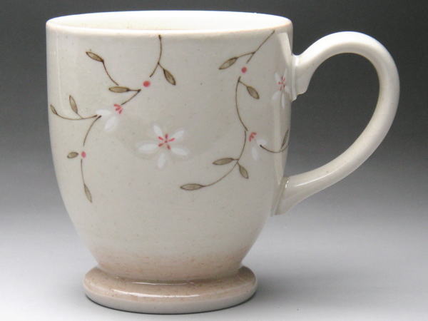 花更紗（赤）　土物高台マグカップ　[普段使いの食器]