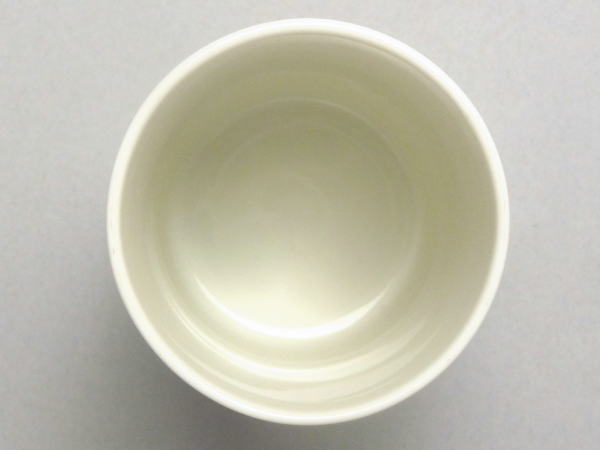 【B級品】梅 アイボリー長湯呑 [普段使いの食器]の紹介画像3
