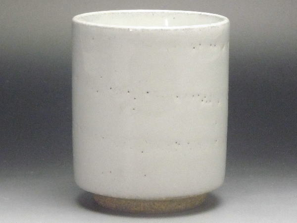 【B級品】粉引　切立土物湯呑（小）　[普段使いの食器]
