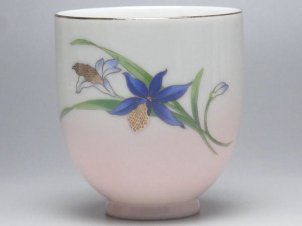 【B級品】内外ラン　おぼろピンク湯呑み　[普段使いの食器]