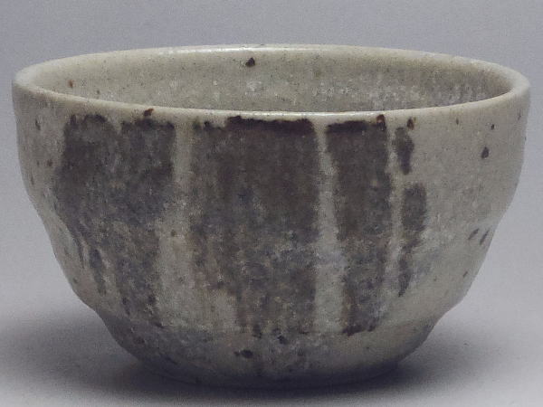 【B級品】茶刷毛 27段々小鉢(φ80)(商品によって、色の濃淡差が目立ちます。) [普段使いの食器]