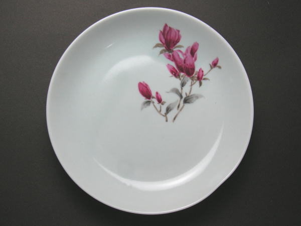 【B級品】もくれん　ひねり45皿　[普段使いの食器]