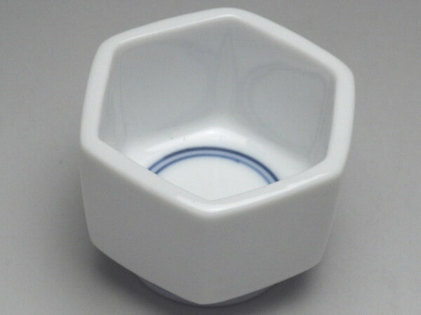 【B級品】白磁 六角ぐい呑み [普段使いの食器]の紹介画像2