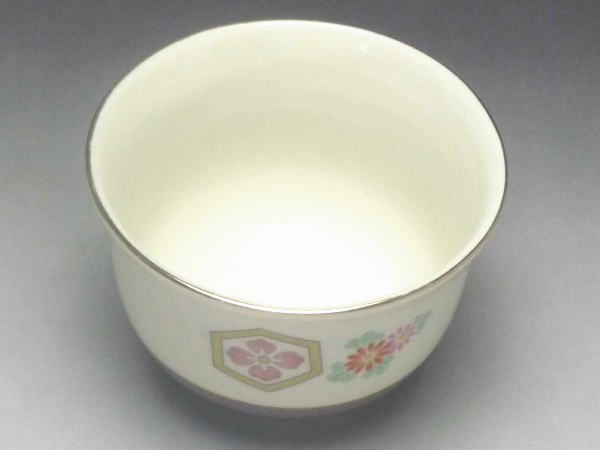 【B級品】六角花紋 反り口ぐい呑み [普段使い...の紹介画像2
