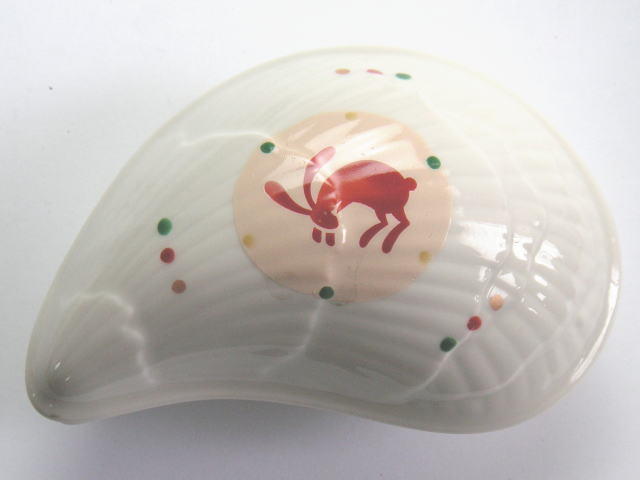 【B級品】シェル蓋物(月うさぎ) [普段使いの食器]の紹介画像3