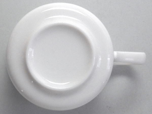 【B級品】クリーム　切立コーヒーカップ(bc6191)　[普段使いの食器]