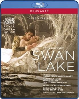 【中古】白鳥の湖 全4幕 ダウエル版 [Blu-ray] [Import]【メーカー名】【メーカー型番】【ブランド名】【商品説明】白鳥の湖 全4幕 ダウエル版 [Blu-ray] [Import]当店では初期不良に限り、商品到着から7日間は返品を 受付けております。お問い合わせ・メールにて不具合詳細をご連絡ください。他モールとの併売品の為、完売の際はキャンセルご連絡させて頂きます。中古品の商品タイトルに「限定」「初回」「保証」「DLコード」などの表記がありましても、特典・付属品・帯・保証等は付いておりません。電子辞書、コンパクトオーディオプレーヤー等のイヤホンは写真にありましても衛生上、基本お付けしておりません。※未使用品は除く品名に【import】【輸入】【北米】【海外】等の国内商品でないと把握できる表記商品について国内のDVDプレイヤー、ゲーム機で稼働しない場合がございます。予めご了承の上、購入ください。掲載と付属品が異なる場合は確認のご連絡をさせて頂きます。ご注文からお届けまで1、ご注文⇒ご注文は24時間受け付けております。2、注文確認⇒ご注文後、当店から注文確認メールを送信します。3、お届けまで3〜10営業日程度とお考えください。4、入金確認⇒前払い決済をご選択の場合、ご入金確認後、配送手配を致します。5、出荷⇒配送準備が整い次第、出荷致します。配送業者、追跡番号等の詳細をメール送信致します。6、到着⇒出荷後、1〜3日後に商品が到着します。　※離島、北海道、九州、沖縄は遅れる場合がございます。予めご了承下さい。お電話でのお問合せは少人数で運営の為受け付けておりませんので、お問い合わせ・メールにてお願い致します。営業時間　月〜金　11:00〜18:00★お客様都合によるご注文後のキャンセル・返品はお受けしておりませんのでご了承ください。0