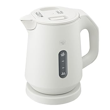 【中古】象印 電気ケトル 1.0L ペールホワイト CK-KA10-WM【メーカー名】【メーカー型番】【ブランド名】象印マホービン(ZOJIRUSHI) 電気ケトル 【商品説明】象印 電気ケトル 1.0L ペールホワイト CK-KA10-WM沸いたあともあったか続く、ありそうでなかった「1時間保温」機能を搭載。蒸気レス構造でどこに置いても困らないことはもちろん、二杯目の飲み物もすぐに 楽しめる電気ケトル。当店では初期不良に限り、商品到着から7日間は返品を 受付けております。お問い合わせ・メールにて不具合詳細をご連絡ください。他モールとの併売品の為、完売の際はキャンセルご連絡させて頂きます。中古品の商品タイトルに「限定」「初回」「保証」「DLコード」などの表記がありましても、特典・付属品・帯・保証等は付いておりません。電子辞書、コンパクトオーディオプレーヤー等のイヤホンは写真にありましても衛生上、基本お付けしておりません。※未使用品は除く品名に【import】【輸入】【北米】【海外】等の国内商品でないと把握できる表記商品について国内のDVDプレイヤー、ゲーム機で稼働しない場合がございます。予めご了承の上、購入ください。掲載と付属品が異なる場合は確認のご連絡をさせて頂きます。ご注文からお届けまで1、ご注文⇒ご注文は24時間受け付けております。2、注文確認⇒ご注文後、当店から注文確認メールを送信します。3、お届けまで3〜10営業日程度とお考えください。4、入金確認⇒前払い決済をご選択の場合、ご入金確認後、配送手配を致します。5、出荷⇒配送準備が整い次第、出荷致します。配送業者、追跡番号等の詳細をメール送信致します。6、到着⇒出荷後、1〜3日後に商品が到着します。　※離島、北海道、九州、沖縄は遅れる場合がございます。予めご了承下さい。お電話でのお問合せは少人数で運営の為受け付けておりませんので、お問い合わせ・メールにてお願い致します。営業時間　月〜金　11:00〜18:00★お客様都合によるご注文後のキャンセル・返品はお受けしておりませんのでご了承ください。0