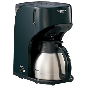 【中古】象印マホービン コーヒーメーカー 5杯用 ダークグリーン EC-KT50-GD【メーカー名】【メーカー型番】【ブランド名】象印マホービン(ZOJIRUSHI) コーヒーメーカー 【商品説明】象印マホービン コーヒーメーカー 5杯用 ダークグリーン EC-KT50-GDサイズ:幅24×奥行16.5×高さ31.5本体重量:2.4材質:PP、PS、繊維状活性炭電源:100V消費電力:650W当店では初期不良に限り、商品到着から7日間は返品を 受付けております。お問い合わせ・メールにて不具合詳細をご連絡ください。他モールとの併売品の為、完売の際はキャンセルご連絡させて頂きます。中古品の商品タイトルに「限定」「初回」「保証」「DLコード」などの表記がありましても、特典・付属品・帯・保証等は付いておりません。電子辞書、コンパクトオーディオプレーヤー等のイヤホンは写真にありましても衛生上、基本お付けしておりません。※未使用品は除く品名に【import】【輸入】【北米】【海外】等の国内商品でないと把握できる表記商品について国内のDVDプレイヤー、ゲーム機で稼働しない場合がございます。予めご了承の上、購入ください。掲載と付属品が異なる場合は確認のご連絡をさせて頂きます。ご注文からお届けまで1、ご注文⇒ご注文は24時間受け付けております。2、注文確認⇒ご注文後、当店から注文確認メールを送信します。3、お届けまで3〜10営業日程度とお考えください。4、入金確認⇒前払い決済をご選択の場合、ご入金確認後、配送手配を致します。5、出荷⇒配送準備が整い次第、出荷致します。配送業者、追跡番号等の詳細をメール送信致します。6、到着⇒出荷後、1〜3日後に商品が到着します。　※離島、北海道、九州、沖縄は遅れる場合がございます。予めご了承下さい。お電話でのお問合せは少人数で運営の為受け付けておりませんので、お問い合わせ・メールにてお願い致します。営業時間　月〜金　11:00〜18:00★お客様都合によるご注文後のキャンセル・返品はお受けしておりませんのでご了承ください。0