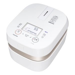 【中古】東芝 真空圧力IHジャー炊飯器（5.5合炊き）　グランホワイトTOSHIBA　備長炭かまど本羽釜 RC-10ZPK-W【メーカー名】【メーカー型番】【ブランド名】TOSHIBA(東芝) 炊飯器 【商品説明】東芝 真空圧力IHジャー炊飯器（5.5合炊き）　グランホワイトTOSHIBA　備長炭かまど本羽釜 RC-10ZPK-W当店では初期不良に限り、商品到着から7日間は返品を 受付けております。お問い合わせ・メールにて不具合詳細をご連絡ください。他モールとの併売品の為、完売の際はキャンセルご連絡させて頂きます。中古品の商品タイトルに「限定」「初回」「保証」「DLコード」などの表記がありましても、特典・付属品・帯・保証等は付いておりません。電子辞書、コンパクトオーディオプレーヤー等のイヤホンは写真にありましても衛生上、基本お付けしておりません。※未使用品は除く品名に【import】【輸入】【北米】【海外】等の国内商品でないと把握できる表記商品について国内のDVDプレイヤー、ゲーム機で稼働しない場合がございます。予めご了承の上、購入ください。掲載と付属品が異なる場合は確認のご連絡をさせて頂きます。ご注文からお届けまで1、ご注文⇒ご注文は24時間受け付けております。2、注文確認⇒ご注文後、当店から注文確認メールを送信します。3、お届けまで3〜10営業日程度とお考えください。4、入金確認⇒前払い決済をご選択の場合、ご入金確認後、配送手配を致します。5、出荷⇒配送準備が整い次第、出荷致します。配送業者、追跡番号等の詳細をメール送信致します。6、到着⇒出荷後、1〜3日後に商品が到着します。　※離島、北海道、九州、沖縄は遅れる場合がございます。予めご了承下さい。お電話でのお問合せは少人数で運営の為受け付けておりませんので、お問い合わせ・メールにてお願い致します。営業時間　月〜金　11:00〜18:00★お客様都合によるご注文後のキャンセル・返品はお受けしておりませんのでご了承ください。0