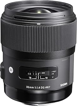 【中古】シグマ(Sigma) SIGMA シグマ Nikon Fマウント レンズ 35mm F1.4 DG HSM 単焦点 広角 フルサイズ Art 一眼レフ 専用【メーカー名】【メーカー型番】【ブランド名】シグマ(Sigma) 一眼レフカメラレンズ 【商品説明】シグマ(Sigma) SIGMA シグマ Nikon Fマウント レンズ 35mm F1.4 DG HSM 単焦点 広角 フルサイズ Art 一眼レフ 専用最前面に大口径の非球面レンズを採用することによって、鏡筒のスリム化を実現。蛍石と同等の性能を誇るFLDガラス1枚と、SLDガラス4枚を採用し、色収差を極限まで補正。円形絞りの採用により、開放付近で円形のボケを楽しむことができます。スーパーマルチレイヤーコートの採用により、フレア、ゴーストの発生を軽減し、逆光時の撮影においてもコントラストの高い描写を実現していますNikon Fマウント35mm F1.4当店では初期不良に限り、商品到着から7日間は返品を 受付けております。お問い合わせ・メールにて不具合詳細をご連絡ください。他モールとの併売品の為、完売の際はキャンセルご連絡させて頂きます。中古品の商品タイトルに「限定」「初回」「保証」「DLコード」などの表記がありましても、特典・付属品・帯・保証等は付いておりません。電子辞書、コンパクトオーディオプレーヤー等のイヤホンは写真にありましても衛生上、基本お付けしておりません。※未使用品は除く品名に【import】【輸入】【北米】【海外】等の国内商品でないと把握できる表記商品について国内のDVDプレイヤー、ゲーム機で稼働しない場合がございます。予めご了承の上、購入ください。掲載と付属品が異なる場合は確認のご連絡をさせて頂きます。ご注文からお届けまで1、ご注文⇒ご注文は24時間受け付けております。2、注文確認⇒ご注文後、当店から注文確認メールを送信します。3、お届けまで3〜10営業日程度とお考えください。4、入金確認⇒前払い決済をご選択の場合、ご入金確認後、配送手配を致します。5、出荷⇒配送準備が整い次第、出荷致します。配送業者、追跡番号等の詳細をメール送信致します。6、到着⇒出荷後、1〜3日後に商品が到着します。　※離島、北海道、九州、沖縄は遅れる場合がございます。予めご了承下さい。お電話でのお問合せは少人数で運営の為受け付けておりませんので、お問い合わせ・メールにてお願い致します。営業時間　月〜金　11:00〜18:00★お客様都合によるご注文後のキャンセル・返品はお受けしておりませんのでご了承ください。0