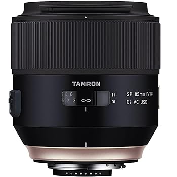 【中古】TAMRON 単焦点レンズ SP85mm F1.8 Di VC キヤノン用 フルサイズ対応 F016E【メーカー名】【メーカー型番】【ブランド名】タムロン(TAMRON) 一眼レフカメラレンズ 【商品説明】TAMRON 単焦点レンズ SP85mm F1.8 Di VC キヤノン用 フルサイズ対応 F016EF016E当店では初期不良に限り、商品到着から7日間は返品を 受付けております。お問い合わせ・メールにて不具合詳細をご連絡ください。他モールとの併売品の為、完売の際はキャンセルご連絡させて頂きます。中古品の商品タイトルに「限定」「初回」「保証」「DLコード」などの表記がありましても、特典・付属品・帯・保証等は付いておりません。電子辞書、コンパクトオーディオプレーヤー等のイヤホンは写真にありましても衛生上、基本お付けしておりません。※未使用品は除く品名に【import】【輸入】【北米】【海外】等の国内商品でないと把握できる表記商品について国内のDVDプレイヤー、ゲーム機で稼働しない場合がございます。予めご了承の上、購入ください。掲載と付属品が異なる場合は確認のご連絡をさせて頂きます。ご注文からお届けまで1、ご注文⇒ご注文は24時間受け付けております。2、注文確認⇒ご注文後、当店から注文確認メールを送信します。3、お届けまで3〜10営業日程度とお考えください。4、入金確認⇒前払い決済をご選択の場合、ご入金確認後、配送手配を致します。5、出荷⇒配送準備が整い次第、出荷致します。配送業者、追跡番号等の詳細をメール送信致します。6、到着⇒出荷後、1〜3日後に商品が到着します。　※離島、北海道、九州、沖縄は遅れる場合がございます。予めご了承下さい。お電話でのお問合せは少人数で運営の為受け付けておりませんので、お問い合わせ・メールにてお願い致します。営業時間　月〜金　11:00〜18:00★お客様都合によるご注文後のキャンセル・返品はお受けしておりませんのでご了承ください。0
