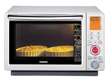 【中古】TOSHIBA オーブンレンジ 「石窯オーブン」 シャンパンゴールド ER-D6(G)【メーカー名】【メーカー型番】【ブランド名】東芝(TOSHIBA) オーブンレンジ 【商品説明】TOSHIBA オーブンレンジ 「石窯オーブン」 シャンパンゴールド ER-D6(G)メーカー型番: ER-D6(G)サイズ: 本体/幅480X奥行408X高さ305mm、庫内/幅294X奥行355X高さ200mm重量: 14.0kg素材: 鉄消費電力: 1400W(50Hz/60Hz)当店では初期不良に限り、商品到着から7日間は返品を 受付けております。お問い合わせ・メールにて不具合詳細をご連絡ください。他モールとの併売品の為、完売の際はキャンセルご連絡させて頂きます。中古品の商品タイトルに「限定」「初回」「保証」「DLコード」などの表記がありましても、特典・付属品・帯・保証等は付いておりません。電子辞書、コンパクトオーディオプレーヤー等のイヤホンは写真にありましても衛生上、基本お付けしておりません。※未使用品は除く品名に【import】【輸入】【北米】【海外】等の国内商品でないと把握できる表記商品について国内のDVDプレイヤー、ゲーム機で稼働しない場合がございます。予めご了承の上、購入ください。掲載と付属品が異なる場合は確認のご連絡をさせて頂きます。ご注文からお届けまで1、ご注文⇒ご注文は24時間受け付けております。2、注文確認⇒ご注文後、当店から注文確認メールを送信します。3、お届けまで3〜10営業日程度とお考えください。4、入金確認⇒前払い決済をご選択の場合、ご入金確認後、配送手配を致します。5、出荷⇒配送準備が整い次第、出荷致します。配送業者、追跡番号等の詳細をメール送信致します。6、到着⇒出荷後、1〜3日後に商品が到着します。　※離島、北海道、九州、沖縄は遅れる場合がございます。予めご了承下さい。お電話でのお問合せは少人数で運営の為受け付けておりませんので、お問い合わせ・メールにてお願い致します。営業時間　月〜金　11:00〜18:00★お客様都合によるご注文後のキャンセル・返品はお受けしておりませんのでご了承ください。0