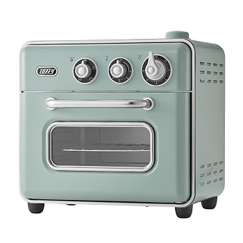 【中古】【Toffy/トフィー】 ノンフライオーブントースター K-TS5 1台5役 ノンフライ オーブン グリル スローベーク 発酵 スチーム機能 レトロ K-TS5-PA【メーカー名】【メーカー型番】【ブランド名】TOFFY オーブントースター 【商品説明】【Toffy/トフィー】 ノンフライオーブントースター K-TS5 1台5役 ノンフライ オーブン グリル スローベーク 発酵 スチーム機能 レトロ K-TS5-PA食材自体が持つ脂を利用して揚げ物を調理するノンフライオーブントースター！ 油で揚げなくても、外は“サクッと”“カリッと”、中はジューシーでおいしく仕上がります。 「ノンフライ調理」から「オーブン」「グリル」「スローベーク」「発酵」まで1台5役！普段使いはもちろん、本格調理やスイーツ作りまで大活躍。発酵モードはおうちで簡単にパンが作れ、パン好きの方にもおすすめです。 3つの操作ダイヤルで、操作もシンプルで簡単！油で揚げないヘルシー調理！ 本体に内蔵されたファンが高温の熱風を循環させ、庫内の温度を均一に保ち、食材自体が持つ脂を利用して調理します。 油で揚げなくても、外は“サクッと”“カリッと”、中はジューシーなおいしい仕上がりに！ 余分な脂が落ちるので揚げ物もヘルシーに楽しめます。スチーム機能搭載でサクふわトースト！ 水キャップで水を庫内に入れるだけで、外はサクッと、中はふんわりのトーストが焼き上がります。 ひと手間でいつものトーストがワンランク上の仕上がりに！揚げ物に便利なメッシュバスケットに、オーブンラック、トレイ、パンくずトレイ、ハンドルも付属。 機能に合わせた豊富な付属品でお料理がもっと便利に。油を使わないので、面倒な片付けも不要。 付属品は全て取りはずして丸洗いができるので清潔にお使いいただけます。■■Toffy＿Classicシリーズ■■ ちょっぴりレトロで親しみのあるデザインが魅力。 シンプルで扱いやすいスペックと、ダスティカラーが人気のクラシックラインです。当店では初期不良に限り、商品到着から7日間は返品を 受付けております。お問い合わせ・メールにて不具合詳細をご連絡ください。他モールとの併売品の為、完売の際はキャンセルご連絡させて頂きます。中古品の商品タイトルに「限定」「初回」「保証」「DLコード」などの表記がありましても、特典・付属品・帯・保証等は付いておりません。電子辞書、コンパクトオーディオプレーヤー等のイヤホンは写真にありましても衛生上、基本お付けしておりません。※未使用品は除く品名に【import】【輸入】【北米】【海外】等の国内商品でないと把握できる表記商品について国内のDVDプレイヤー、ゲーム機で稼働しない場合がございます。予めご了承の上、購入ください。掲載と付属品が異なる場合は確認のご連絡をさせて頂きます。ご注文からお届けまで1、ご注文⇒ご注文は24時間受け付けております。2、注文確認⇒ご注文後、当店から注文確認メールを送信します。3、お届けまで3〜10営業日程度とお考えください。4、入金確認⇒前払い決済をご選択の場合、ご入金確認後、配送手配を致します。5、出荷⇒配送準備が整い次第、出荷致します。配送業者、追跡番号等の詳細をメール送信致します。6、到着⇒出荷後、1〜3日後に商品が到着します。　※離島、北海道、九州、沖縄は遅れる場合がございます。予めご了承下さい。お電話でのお問合せは少人数で運営の為受け付けておりませんので、お問い合わせ・メールにてお願い致します。営業時間　月〜金　11:00〜18:00★お客様都合によるご注文後のキャンセル・返品はお受けしておりませんのでご了承ください。0