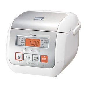 【中古】TOSHIBA 小容量マイコン保温釜 0.54L RC-5SE(W) ホワイト RC-5SE(W)【メーカー名】【メーカー型番】【ブランド名】東芝(TOSHIBA) 炊飯器 【商品説明】TOSHIBA 小容量マイコン保温釜 0.54L RC-5SE(W) ホワイト RC-5SE(W)サイズ:19.5×22.3×26.9cm本体重量:3Kg原産国：中国消費電力:：400W保障期間：本体1年当店では初期不良に限り、商品到着から7日間は返品を 受付けております。お問い合わせ・メールにて不具合詳細をご連絡ください。他モールとの併売品の為、完売の際はキャンセルご連絡させて頂きます。中古品の商品タイトルに「限定」「初回」「保証」「DLコード」などの表記がありましても、特典・付属品・帯・保証等は付いておりません。電子辞書、コンパクトオーディオプレーヤー等のイヤホンは写真にありましても衛生上、基本お付けしておりません。※未使用品は除く品名に【import】【輸入】【北米】【海外】等の国内商品でないと把握できる表記商品について国内のDVDプレイヤー、ゲーム機で稼働しない場合がございます。予めご了承の上、購入ください。掲載と付属品が異なる場合は確認のご連絡をさせて頂きます。ご注文からお届けまで1、ご注文⇒ご注文は24時間受け付けております。2、注文確認⇒ご注文後、当店から注文確認メールを送信します。3、お届けまで3〜10営業日程度とお考えください。4、入金確認⇒前払い決済をご選択の場合、ご入金確認後、配送手配を致します。5、出荷⇒配送準備が整い次第、出荷致します。配送業者、追跡番号等の詳細をメール送信致します。6、到着⇒出荷後、1〜3日後に商品が到着します。　※離島、北海道、九州、沖縄は遅れる場合がございます。予めご了承下さい。お電話でのお問合せは少人数で運営の為受け付けておりませんので、お問い合わせ・メールにてお願い致します。営業時間　月〜金　11:00〜18:00★お客様都合によるご注文後のキャンセル・返品はお受けしておりませんのでご了承ください。0