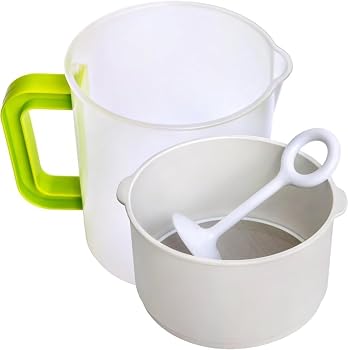 【中古】AZIEBAY ストレーナー付きのヨーグルトメーカー。豆乳やナッツミルクも作れます。実用的で多機能、持ち運びやすく、お手入れも簡単。朝食作りに。【メーカー名】【メーカー型番】【ブランド名】AZIEBAY ヨーグルトメーカー 【商品説明】AZIEBAY ストレーナー付きのヨーグルトメーカー。豆乳やナッツミルクも作れます。実用的で多機能、持ち運びやすく、お手入れも簡単。朝食作りに。一机三用多機能：ギリシャヨーグルト水切り + 豆乳 + ナッツミルク制作に対応、厨房機器の合理化に貢献食品級安全素材：BPA フリー PP 樹脂 + 304 ステンレス、無毒・耐熱で衛生的効率的水切り構造：微細孔フィルターで乳清を速やか分離、濃さを自由調整簡単操作 & 易洗浄：組み立て不要、分離式部件で手入れが簡単、食器洗い機対応家庭向き容量：一回 500ml ヨーグルト / 400ml 豆乳処理、家族分に最適当店では初期不良に限り、商品到着から7日間は返品を 受付けております。お問い合わせ・メールにて不具合詳細をご連絡ください。他モールとの併売品の為、完売の際はキャンセルご連絡させて頂きます。中古品の商品タイトルに「限定」「初回」「保証」「DLコード」などの表記がありましても、特典・付属品・帯・保証等は付いておりません。電子辞書、コンパクトオーディオプレーヤー等のイヤホンは写真にありましても衛生上、基本お付けしておりません。※未使用品は除く品名に【import】【輸入】【北米】【海外】等の国内商品でないと把握できる表記商品について国内のDVDプレイヤー、ゲーム機で稼働しない場合がございます。予めご了承の上、購入ください。掲載と付属品が異なる場合は確認のご連絡をさせて頂きます。ご注文からお届けまで1、ご注文⇒ご注文は24時間受け付けております。2、注文確認⇒ご注文後、当店から注文確認メールを送信します。3、お届けまで3〜10営業日程度とお考えください。4、入金確認⇒前払い決済をご選択の場合、ご入金確認後、配送手配を致します。5、出荷⇒配送準備が整い次第、出荷致します。配送業者、追跡番号等の詳細をメール送信致します。6、到着⇒出荷後、1〜3日後に商品が到着します。　※離島、北海道、九州、沖縄は遅れる場合がございます。予めご了承下さい。お電話でのお問合せは少人数で運営の為受け付けておりませんので、お問い合わせ・メールにてお願い致します。営業時間　月〜金　11:00〜18:00★お客様都合によるご注文後のキャンセル・返品はお受けしておりませんのでご了承ください。0