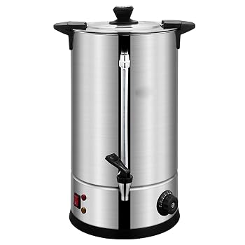 【中古】ステンレス鋼電気温水ボイラーケータリング壷、大容量断熱容器、外部水位計、過熱保護【メーカー名】【メーカー型番】【ブランド名】【商品説明】ステンレス鋼電気温水ボイラーケータリング壷、大容量断熱容器、外部水位計、過熱保護飲料のボウルと裏地は、食品品質のステンレス鋼で作られた精密材料で作られています。それは二重に断熱されており、10?12時間あなたを暖かく保ちます。商用および私的使用。この電気温水壷の便利なインジケーターライトは、お湯がいつ準備ができているかを知らせます。ウォーターゲージを使用して設計されているため、次の補充の時期を簡単に知ることができます。また、2段式のノンドリップ蛇口があり、蛇口を離すとすぐに水を切ることができます。衛生レベルを上げ、こぼれたバクテリアのレベルを下げるのに役立ちます。シンプルなサーモスタットを使用して、30?110°Cの理想的な温度を選択します。レストラン、オフィス、キッチン、飲料店、コーヒーショップなどに最適です。あなたが定期的に大勢の人々のためにコーヒーを作るなら、それはあなたの会場に確かに上品でプロフェッショナルなタッチを加えるであろう機能的なコーヒー壷に投資することを検討する時です。当店では初期不良に限り、商品到着から7日間は返品を 受付けております。お問い合わせ・メールにて不具合詳細をご連絡ください。他モールとの併売品の為、完売の際はキャンセルご連絡させて頂きます。中古品の商品タイトルに「限定」「初回」「保証」「DLコード」などの表記がありましても、特典・付属品・帯・保証等は付いておりません。電子辞書、コンパクトオーディオプレーヤー等のイヤホンは写真にありましても衛生上、基本お付けしておりません。※未使用品は除く品名に【import】【輸入】【北米】【海外】等の国内商品でないと把握できる表記商品について国内のDVDプレイヤー、ゲーム機で稼働しない場合がございます。予めご了承の上、購入ください。掲載と付属品が異なる場合は確認のご連絡をさせて頂きます。ご注文からお届けまで1、ご注文⇒ご注文は24時間受け付けております。2、注文確認⇒ご注文後、当店から注文確認メールを送信します。3、お届けまで3〜10営業日程度とお考えください。4、入金確認⇒前払い決済をご選択の場合、ご入金確認後、配送手配を致します。5、出荷⇒配送準備が整い次第、出荷致します。配送業者、追跡番号等の詳細をメール送信致します。6、到着⇒出荷後、1〜3日後に商品が到着します。　※離島、北海道、九州、沖縄は遅れる場合がございます。予めご了承下さい。お電話でのお問合せは少人数で運営の為受け付けておりませんので、お問い合わせ・メールにてお願い致します。営業時間　月〜金　11:00〜18:00★お客様都合によるご注文後のキャンセル・返品はお受けしておりませんのでご了承ください。0