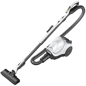 【中古】MITSUBISHI TC-FM2E-S クールシルバー Be-K [紙パック式掃除機]【メーカー名】【メーカー型番】【ブランド名】三菱電機(MITSUBISHI ELECTRIC) キャニスター型クリーナー 【商品説明】MITSUBISHI TC-FM2E-S クールシルバー Be-K [紙パック式掃除機]紙パック式で軽量なのに、ハイパワー、本体質量2.4kg※本体質量は本体のみの質量です。(電源コード含む)様々な床面のゴミもしっかり吸い取る2種類の植毛掻き出し植毛と拭き植毛の2種類の植毛を採用して、じゅうたん・畳・フローリングどこでもしっかりと吸い取れる日本家屋に適したブラシ。掻き出し植毛により、カーペットやじゅうたんの奥まで入り込んでしまったゴミを掻き出し、拭き植毛によって床面を拭き掃除いたします。ビックハンドルで持ち運びもラクラク。当店では初期不良に限り、商品到着から7日間は返品を 受付けております。お問い合わせ・メールにて不具合詳細をご連絡ください。他モールとの併売品の為、完売の際はキャンセルご連絡させて頂きます。中古品の商品タイトルに「限定」「初回」「保証」「DLコード」などの表記がありましても、特典・付属品・帯・保証等は付いておりません。電子辞書、コンパクトオーディオプレーヤー等のイヤホンは写真にありましても衛生上、基本お付けしておりません。※未使用品は除く品名に【import】【輸入】【北米】【海外】等の国内商品でないと把握できる表記商品について国内のDVDプレイヤー、ゲーム機で稼働しない場合がございます。予めご了承の上、購入ください。掲載と付属品が異なる場合は確認のご連絡をさせて頂きます。ご注文からお届けまで1、ご注文⇒ご注文は24時間受け付けております。2、注文確認⇒ご注文後、当店から注文確認メールを送信します。3、お届けまで3〜10営業日程度とお考えください。4、入金確認⇒前払い決済をご選択の場合、ご入金確認後、配送手配を致します。5、出荷⇒配送準備が整い次第、出荷致します。配送業者、追跡番号等の詳細をメール送信致します。6、到着⇒出荷後、1〜3日後に商品が到着します。　※離島、北海道、九州、沖縄は遅れる場合がございます。予めご了承下さい。お電話でのお問合せは少人数で運営の為受け付けておりませんので、お問い合わせ・メールにてお願い致します。営業時間　月〜金　11:00〜18:00★お客様都合によるご注文後のキャンセル・返品はお受けしておりませんのでご了承ください。0