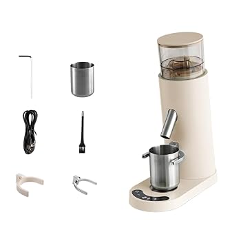 【中古】TPPT電動コーヒーグラインダー、充電式、60 段階のグラインド設定が可能、コンパクトで持ち運び可能、お手入れ簡単、飛散防止、業務用および家庭用に最適, (アプリコット)【メーカー名】【メーカー型番】【ブランド名】TPPT バリコーヒーグラインダー 【商品説明】TPPT電動コーヒーグラインダー、充電式、60 段階のグラインド設定が可能、コンパクトで持ち運び可能、お手入れ簡単、飛散防止、業務用および家庭用に最適, (アプリコット)パワフルな性能：コンパクトなボディながら、パワフルで信頼性の高い性能を発揮します。この電動コーヒーグラインダーは、家庭用にも業務用にも最適で、素早く均一な挽きを実現します。60段階の挽き目設定：エスプレッソからドリップコーヒーまで、この業務用・家庭用電動コーヒーグラインダーは60段階の挽き目設定が可能で、コーヒー豆に最適な挽き具合に調整できます。一台で様々な風味をお楽しみいただけます。お手入れ簡単：飛沫防止ガードと帯電防止加工により、コーヒー粉の飛び散りを効果的に防ぎます。取り外し可能なグラインダー部分にはクリーニングブラシが付属しており、簡単かつ徹底的に洗浄できます。ワイヤレス充電：ワイヤレス充電機能により、キッチンはもちろん、屋外など、お好きな場所でパワフルな性能を発揮します。コンパクトで持ち運びも簡単です。安全設計：安全で信頼性の高い電動コーヒーグラインダーです。ステンレス製のグラインダーカップと携帯用フィルターホルダーが付属しているので、届いたその日から本格的なコーヒーをお楽しみいただけます。当店では初期不良に限り、商品到着から7日間は返品を 受付けております。お問い合わせ・メールにて不具合詳細をご連絡ください。他モールとの併売品の為、完売の際はキャンセルご連絡させて頂きます。中古品の商品タイトルに「限定」「初回」「保証」「DLコード」などの表記がありましても、特典・付属品・帯・保証等は付いておりません。電子辞書、コンパクトオーディオプレーヤー等のイヤホンは写真にありましても衛生上、基本お付けしておりません。※未使用品は除く品名に【import】【輸入】【北米】【海外】等の国内商品でないと把握できる表記商品について国内のDVDプレイヤー、ゲーム機で稼働しない場合がございます。予めご了承の上、購入ください。掲載と付属品が異なる場合は確認のご連絡をさせて頂きます。ご注文からお届けまで1、ご注文⇒ご注文は24時間受け付けております。2、注文確認⇒ご注文後、当店から注文確認メールを送信します。3、お届けまで3〜10営業日程度とお考えください。4、入金確認⇒前払い決済をご選択の場合、ご入金確認後、配送手配を致します。5、出荷⇒配送準備が整い次第、出荷致します。配送業者、追跡番号等の詳細をメール送信致します。6、到着⇒出荷後、1〜3日後に商品が到着します。　※離島、北海道、九州、沖縄は遅れる場合がございます。予めご了承下さい。お電話でのお問合せは少人数で運営の為受け付けておりませんので、お問い合わせ・メールにてお願い致します。営業時間　月〜金　11:00〜18:00★お客様都合によるご注文後のキャンセル・返品はお受けしておりませんのでご了承ください。0
