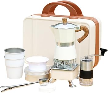 【中古】SIzlaho アウトドア キャンプ コーヒーセット モカポットセット 手淹れコーヒーポット 旅行用品 9点セット コーヒーポットセット ドリップフィルターセット 手挽き ファッション ポータブルコーヒー用品 持ち運び コーヒー用品 手挽き携帯用品 アウトドア 旅行 初心者 ギフト (9点セット[ホワイト])【メーカー名】【メーカー型番】【ブランド名】SIzlaho エスプレッソマシン, 食器セット 【商品説明】SIzlaho アウトドア キャンプ コーヒーセット モカポットセット 手淹れコーヒーポット 旅行用品 9点セット コーヒーポットセット ドリップフィルターセット 手挽き ファッション ポータブルコーヒー用品 持ち運び コーヒー用品 手挽き携帯用品 アウトドア 旅行 初心者 ギフト (9点セット[ホワイト])【優れた素材]：アルミニウム合金モカポットで作られており、耐久性があり、熱伝導率が良いので、理想的な抽出温度に素早く到達でき、屋外でもコーヒーを楽しむことができます。【新しい体験を開拓する】:ブレードグラインダーの代わりに、円錐形のバリがコーヒー豆を均一な形状にカットし、より均一に挽くことができます、コーヒー豆の最も重要な部分を保持するためにあらゆる努力が払われています。コーヒー愛好家のアウトドア ニーズを満たし、アウトドア旅行のユニークな方法を開拓し、全体的な旅行体験を向上させます。【優れた携帯性】：専用の収納ボックスが装備されており、コンパクトで持ち運びが簡単で、いつでもどこでもコーヒータイムを始めることができます。【高透明度耐熱ガラス採用】：コーヒーの美しい色合いをより良い雰囲気が楽しめます。香りや味ではなく、よりスッキリ、シャープな雰囲気を醸し出し、コーヒー愛好家のアウトドア ニーズを満たし、アウトドア旅行のユニークな方法を開拓し、全体的な旅行体験を向上させます。【新しい体験を開拓する】: コーヒー愛好家のアウトドア ニーズを満たし、アウトドア旅行のユニークな方法を開拓し、全体的な旅行体験を向上させます。当店では初期不良に限り、商品到着から7日間は返品を 受付けております。お問い合わせ・メールにて不具合詳細をご連絡ください。他モールとの併売品の為、完売の際はキャンセルご連絡させて頂きます。中古品の商品タイトルに「限定」「初回」「保証」「DLコード」などの表記がありましても、特典・付属品・帯・保証等は付いておりません。電子辞書、コンパクトオーディオプレーヤー等のイヤホンは写真にありましても衛生上、基本お付けしておりません。※未使用品は除く品名に【import】【輸入】【北米】【海外】等の国内商品でないと把握できる表記商品について国内のDVDプレイヤー、ゲーム機で稼働しない場合がございます。予めご了承の上、購入ください。掲載と付属品が異なる場合は確認のご連絡をさせて頂きます。ご注文からお届けまで1、ご注文⇒ご注文は24時間受け付けております。2、注文確認⇒ご注文後、当店から注文確認メールを送信します。3、お届けまで3〜10営業日程度とお考えください。4、入金確認⇒前払い決済をご選択の場合、ご入金確認後、配送手配を致します。5、出荷⇒配送準備が整い次第、出荷致します。配送業者、追跡番号等の詳細をメール送信致します。6、到着⇒出荷後、1〜3日後に商品が到着します。　※離島、北海道、九州、沖縄は遅れる場合がございます。予めご了承下さい。お電話でのお問合せは少人数で運営の為受け付けておりませんので、お問い合わせ・メールにてお願い致します。営業時間　月〜金　11:00〜18:00★お客様都合によるご注文後のキャンセル・返品はお受けしておりませんのでご了承ください。0