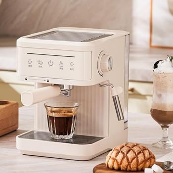 【中古】半自動コーヒーマシン、コーヒーマシン、プロのポンプ抽出、95°Cインテリジェント一定温度、1.8L取り外し可能な水タンク、ミルクフロススチームシステム、エスプレッソ、お手入れ簡単、家庭用、初心者モデル、家族、新築祝い、誕生日に最適なギフト（ブラック）Youlines (A)【メーカー名】【メーカー型番】【ブランド名】Youlines 半自動エスプレッソマシン 【商品説明】半自動コーヒーマシン、コーヒーマシン、プロのポンプ抽出、95°Cインテリジェント一定温度、1.8L取り外し可能な水タンク、ミルクフロススチームシステム、エスプレッソ、お手入れ簡単、家庭用、初心者モデル、家族、新築祝い、誕生日に最適なギフト（ブラック）Youlines (A)安心の食品級素材と自動安全機能 食品グレードの304ステンレススチールを採用。自動電源オフ機能搭載で、使い忘れも安心です。使いやすさを追求した初心者向け設計 ワンボタン抽出と独立したスチームノブで操作が簡単。説明書がなくても3分で使いこなせる、直感的なデザインです。プロ仕様20Bar高圧抽出で本格エスプレッソを 20Barの高圧ポンプと95℃のインテリジェント保温システムが、コーヒー豆の深い旨味と豊かなクリマを引き出します。自宅ながらカフェ品質の濃厚なエスプレッソが楽しめます。360°回転スチームワンドでラテアートも簡単 自由自在に調整できるスチームワンドが、繊細でなめらかなミルクフォームを短時間で作成。カプチーノやラテアートも初心者でも手軽に楽しめます。【Youlines品質保証】：すべての製品は高品質基準を満たしています。商品到着後にご不明な点がございましたら、お気軽にカスタマーサービスまでご連絡ください。ご満足いただけるよう対応いたします。Youlinesは「より良い生活」を理念とし、製品品質を厳格に管理し、お客様に安心と満足をお届けします。どうぞご安心してお買い求めください。当店では初期不良に限り、商品到着から7日間は返品を 受付けております。お問い合わせ・メールにて不具合詳細をご連絡ください。他モールとの併売品の為、完売の際はキャンセルご連絡させて頂きます。中古品の商品タイトルに「限定」「初回」「保証」「DLコード」などの表記がありましても、特典・付属品・帯・保証等は付いておりません。電子辞書、コンパクトオーディオプレーヤー等のイヤホンは写真にありましても衛生上、基本お付けしておりません。※未使用品は除く品名に【import】【輸入】【北米】【海外】等の国内商品でないと把握できる表記商品について国内のDVDプレイヤー、ゲーム機で稼働しない場合がございます。予めご了承の上、購入ください。掲載と付属品が異なる場合は確認のご連絡をさせて頂きます。ご注文からお届けまで1、ご注文⇒ご注文は24時間受け付けております。2、注文確認⇒ご注文後、当店から注文確認メールを送信します。3、お届けまで3〜10営業日程度とお考えください。4、入金確認⇒前払い決済をご選択の場合、ご入金確認後、配送手配を致します。5、出荷⇒配送準備が整い次第、出荷致します。配送業者、追跡番号等の詳細をメール送信致します。6、到着⇒出荷後、1〜3日後に商品が到着します。　※離島、北海道、九州、沖縄は遅れる場合がございます。予めご了承下さい。お電話でのお問合せは少人数で運営の為受け付けておりませんので、お問い合わせ・メールにてお願い致します。営業時間　月〜金　11:00〜18:00★お客様都合によるご注文後のキャンセル・返品はお受けしておりませんのでご了承ください。0