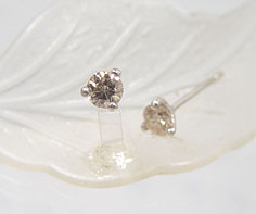 スタッドピアス ブラウンダイヤモンド ゴールド K18 プラチナ900・K10選択可 クリスマス Xmas