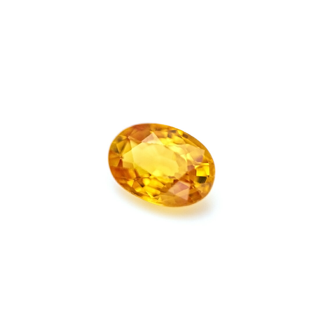 オレンジサファイア 宝石 ルース 0.57ct