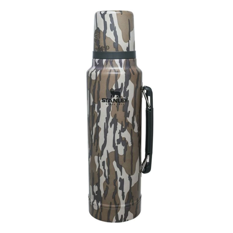 STANLEY×MOSSY OAK スタンレー クラシック真空ボトル 1.4L Bottomland 水筒 ボトル 真空 ステンレス キャンプ キャンプ用品 アウトドア アウトドア用品 釣り 登山 サバイバル レジャー スポーツ 保温 保冷 大容量 迷彩柄 コラボ 父の日 DS-1007933045