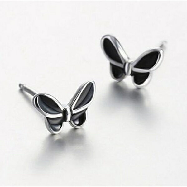 ピアス プチ ブラック蝶 バタフライ シンプル オフィス パーティー 高みえ 上品