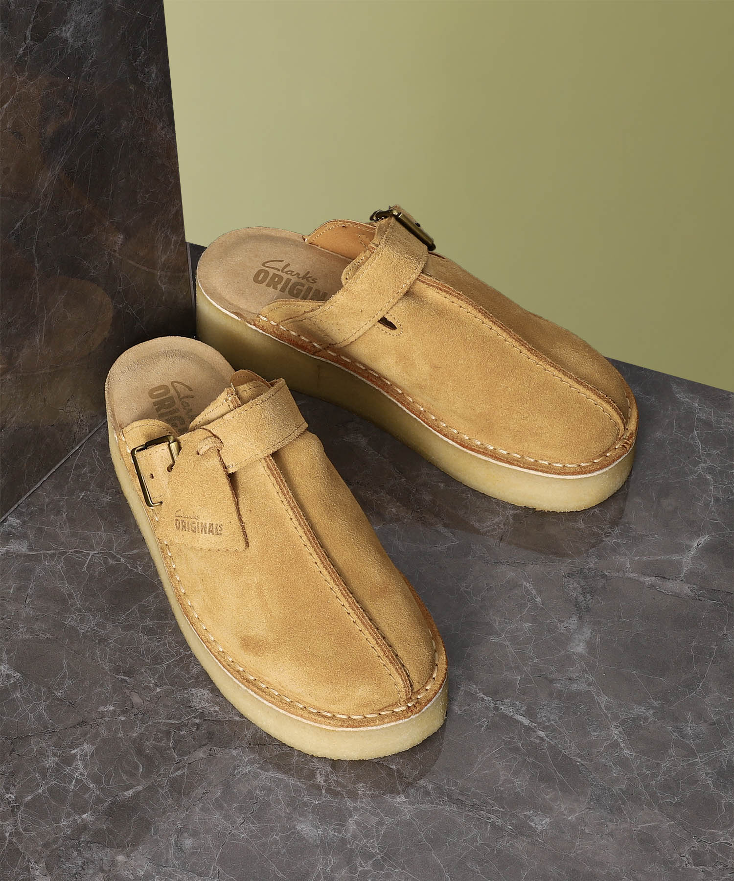 Clarks TrekWedge Mule Mid Tan Sde(26175870)【クラークス トレックウェッジミュール ミッドタンスエード】国内正規品 レディース ウィメンズ サンダル シューズ フットウェア 靴 ストリート カジュアル シンプル ナチュラル ブラウン 23/23.5/24.5cm 24SS 新作