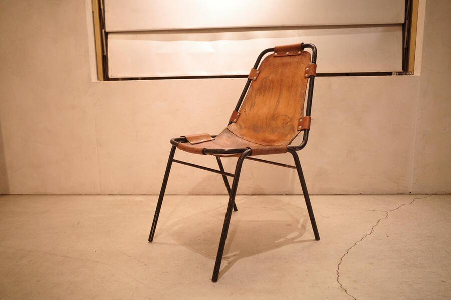 SALE 希少 本物 フランスより入荷 Charlotte Perriand /シャルロットペリアン Les Arcs Side Chair / レザルク サイドチェア Vintage/ヴィンテージチェア レア 稀少品 レザー 革 家具 フレンチミッドセンチュリー家具 イス 椅子 プルーヴェ ジャンヌレ好きにも 9【中古】