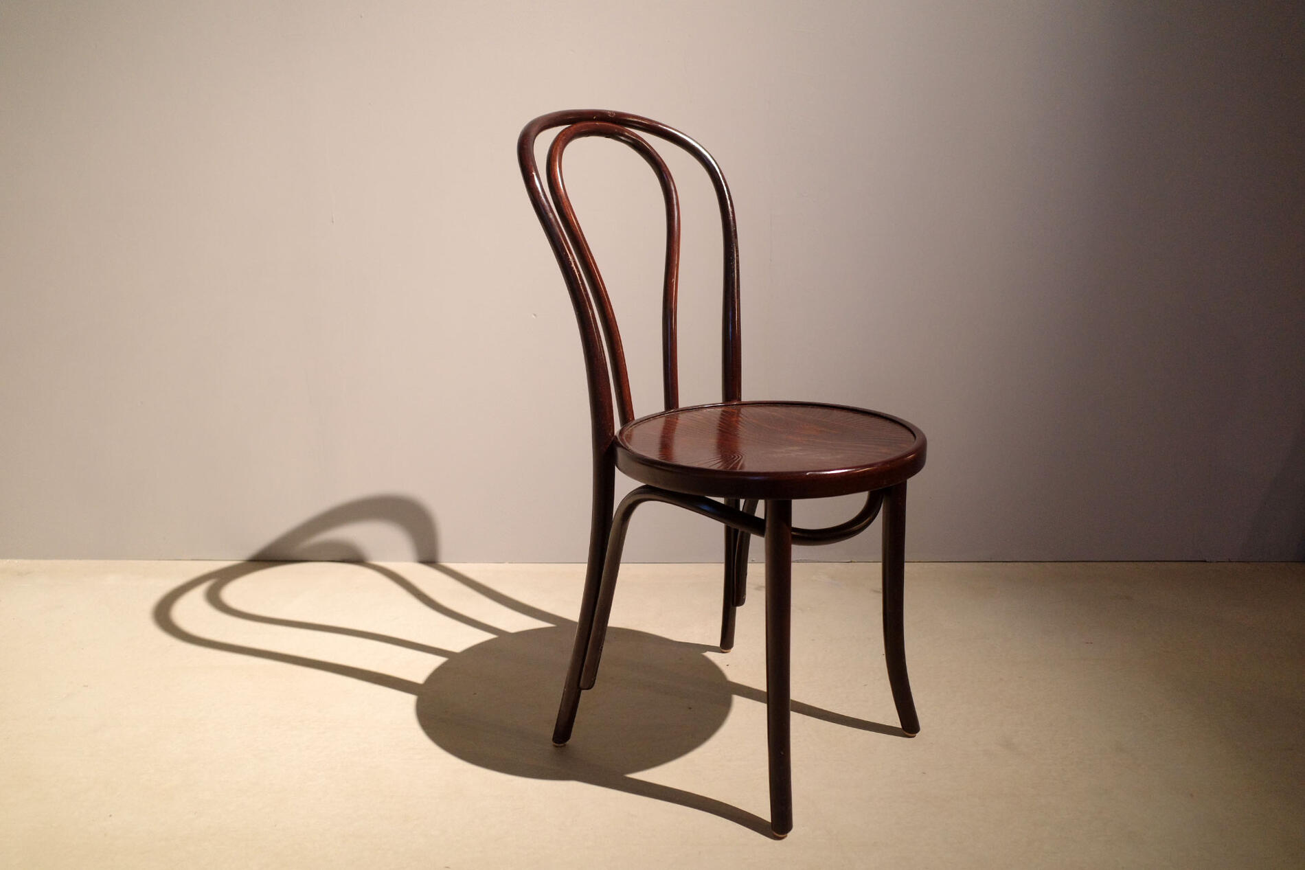 Vintage/ヴィンテージ 秋田木工 Bentwood armchair/ベントウッドチェア ダイニングチェア antique/アンティーク 木製 曲げ木 イス 椅子 IDC大塚家具 ジャパニーズモダンデザイン 北欧家具好きにも ブナ材 ミッドセンチュリーデザイン家具 古民家カフェ cafechair 1【中古】