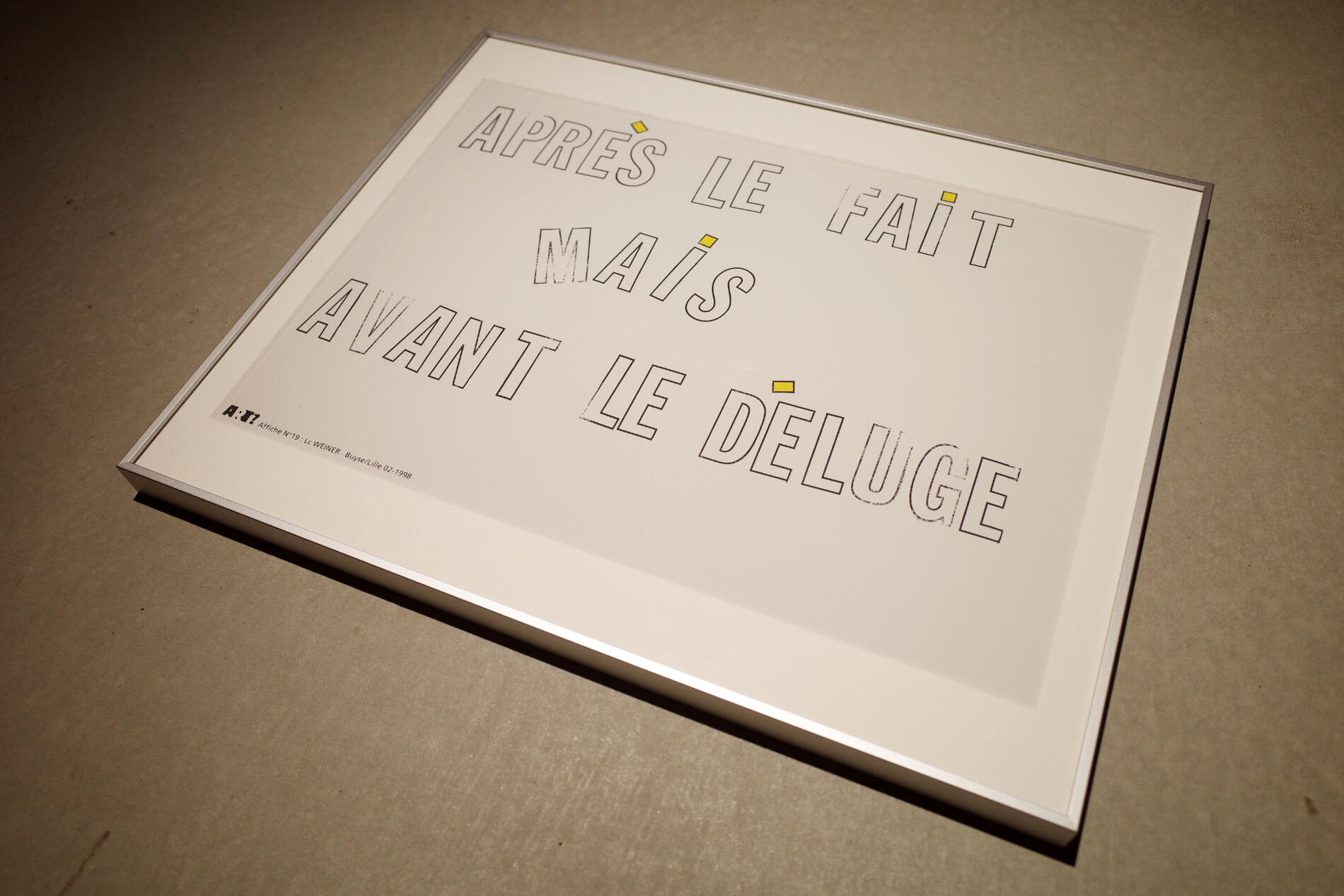 Vintage/ヴィンテージ Lawrence Weiner/ローレンス ウィナー Byuse/Lille リトグラフ ART Poster/アートポスター 1998年 フランス オフセット印刷 オリジナルポスター 展覧会 イベント シルクスクリーン 絵画 エフェメラ アートパネル アートフレーム付き 額入り 05【中古】