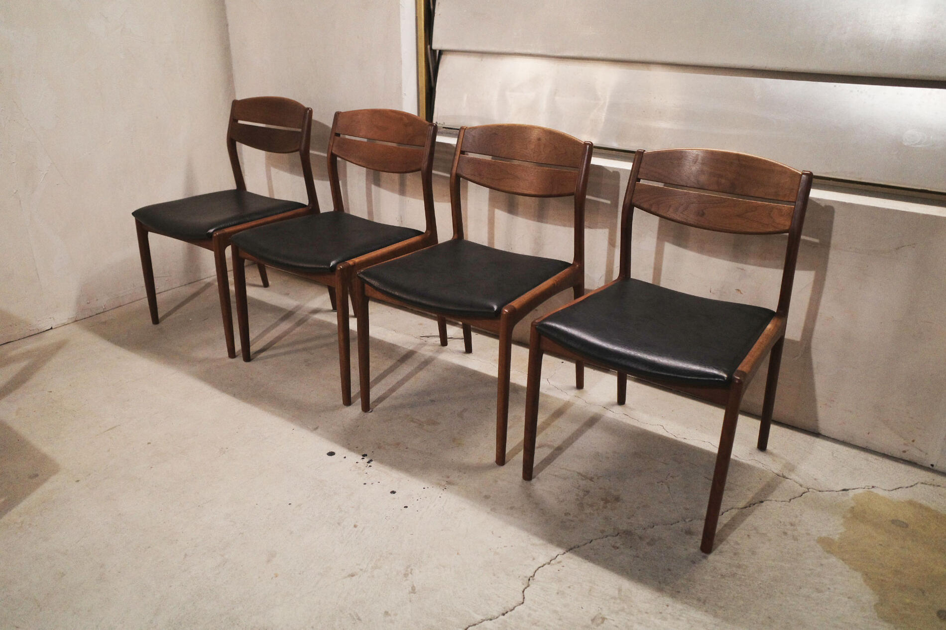 楽天市場】ミッドセンチュリー（イス・チェア｜インテリア・寝具・収納