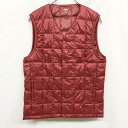 【中古】UNIQLO ユニクロ S メンズ ウルトラライトダウンジャケット ベスト ノースリーブ Vネック ナイロン100%(ダウン90%+フェザー10%) 赤...
