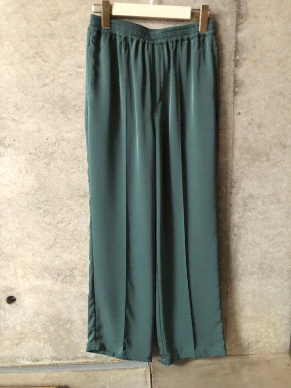 【11800→8260】CHIGNON(シニヨン)/センタータックイージーパンツのサムネイル