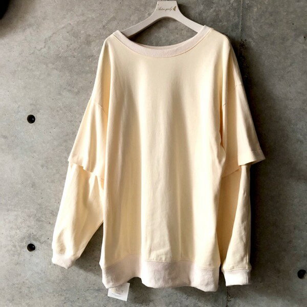 【10800→7560】 CHIGNON(シニヨン)/2WAYスリーブブルオーバーのサムネイル