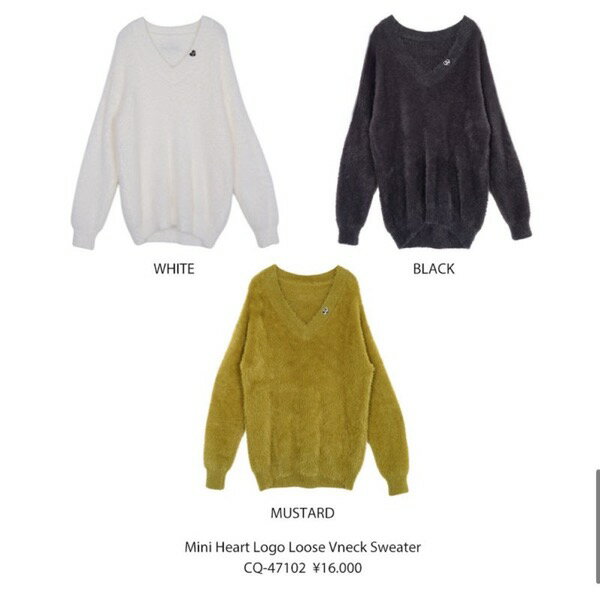 【予約販売】COOLA(クーラ)/Mini Heart Logo Loose V-neck Sweater(10月末入荷予定)のサムネイル